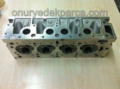Megane I R19 Clio 2 1.6 8v K7M Silindir Kapağı 7701468858