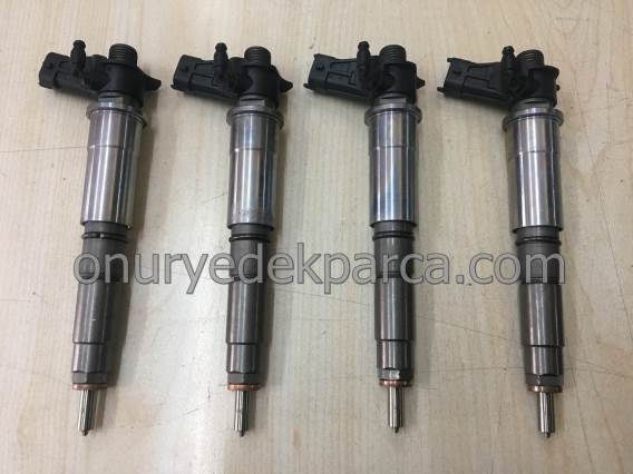 Renault Laguna 3 Latitude 2.0 Dci M9R Enjektör Bosch 0445115084 7701479245