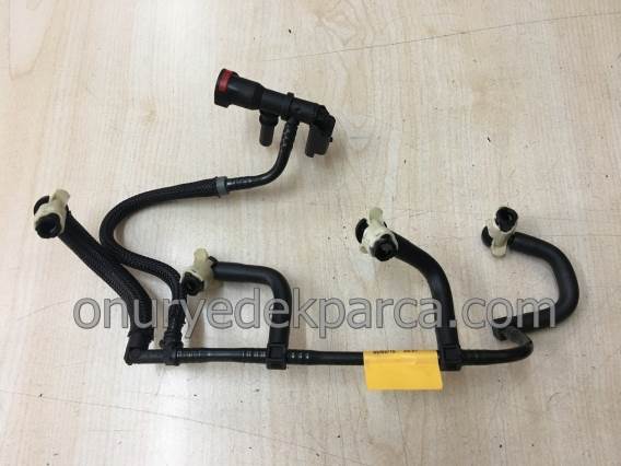 Megane 4 Kadjar Talisman 1.5 Dci Yakıt Hortumu Enjektör Geri Dönüş 166714557R