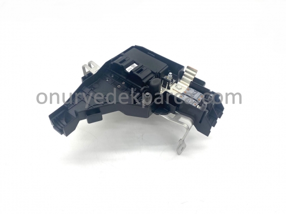 Renault Express Dacia Duster 2 Akü Gerilim Kaptörü Artı Kutup Başı 241148757R 241148233R