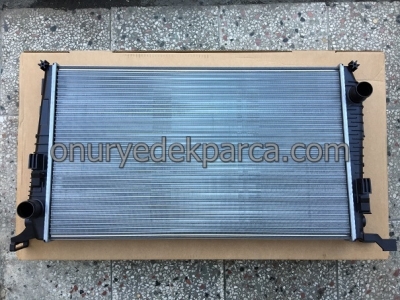 Dacia Duster Su Radyatörü 214108807R