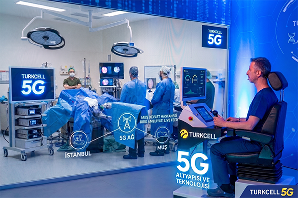 Turkcell 5G ile Dünyanın İlk Uzaktan RIRS Böbrek Taşı Ameliyatı Yapıldı Turkcell 5G ile Dünyanın İlk Uzaktan RIRS Böbrek Taşı Ameliyatı Yapıldı
