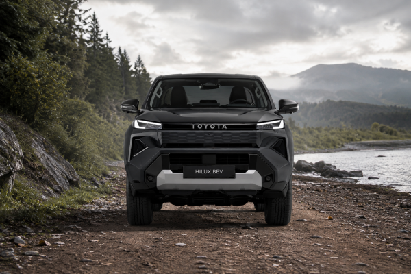 Yeni Toyota Hilux